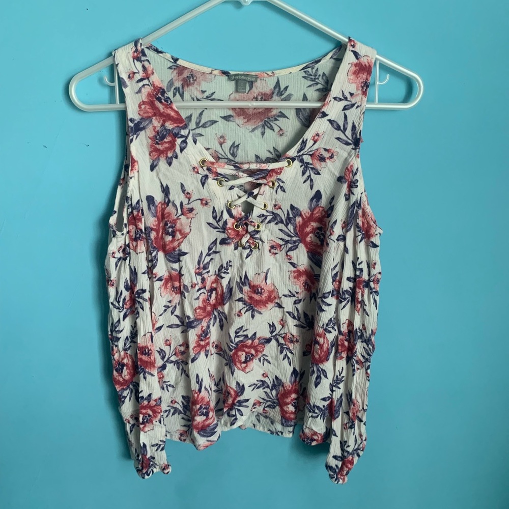 Charlotte Russe Floral Lace-Up Cold Shoulder Top